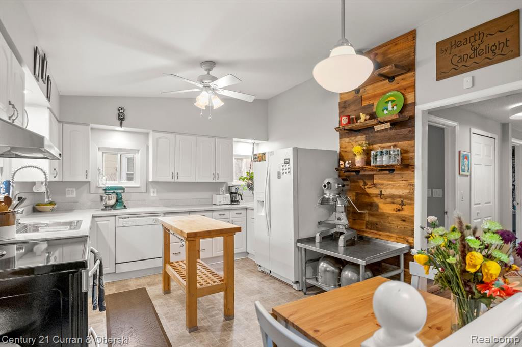 708 VIRGINIA, Ypsilanti, MI 48198 — Photo 17