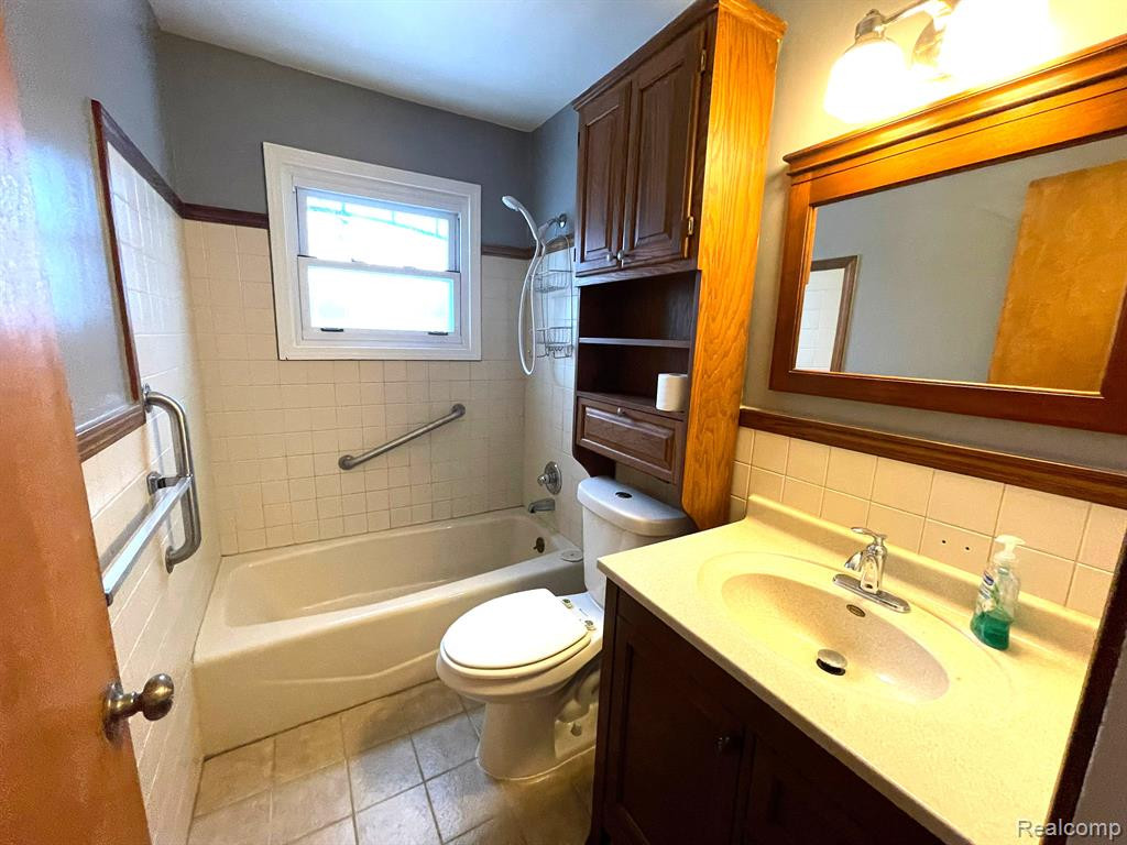 7815 ROOSEVELT Street, Taylor, MI 48180 — Photo 10
