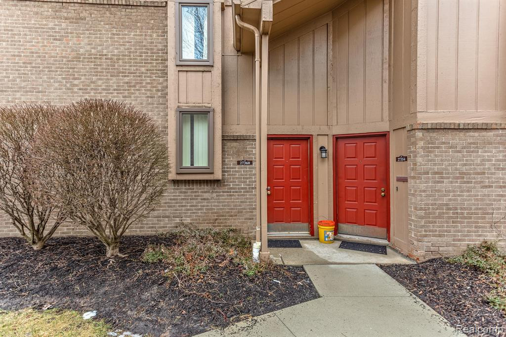27360 EVERGREEN Road, Lathrup Village, MI 48076 — Photo 3
