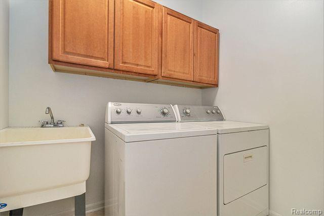 42440 CORLINA Drive, Northville, MI 48167 — Photo 17