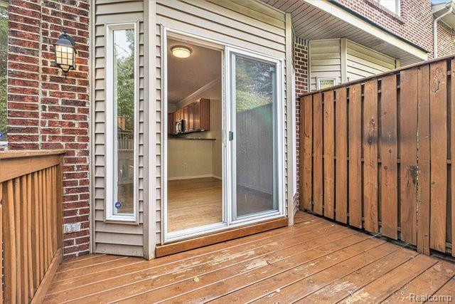 42440 CORLINA Drive, Northville, MI 48167 — Photo 18