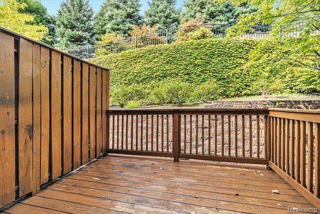 42440 CORLINA Drive, Northville, MI 48167 — Photo 19