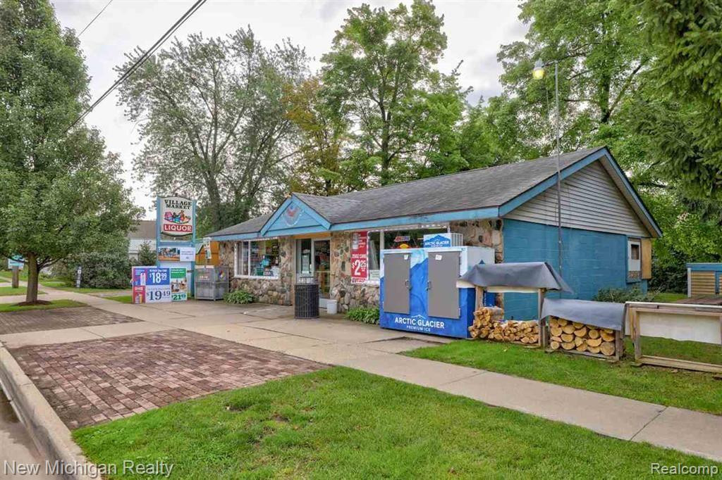 5757 GENESEE Avenue, Otter Lake, MI 48464 — Photo 3