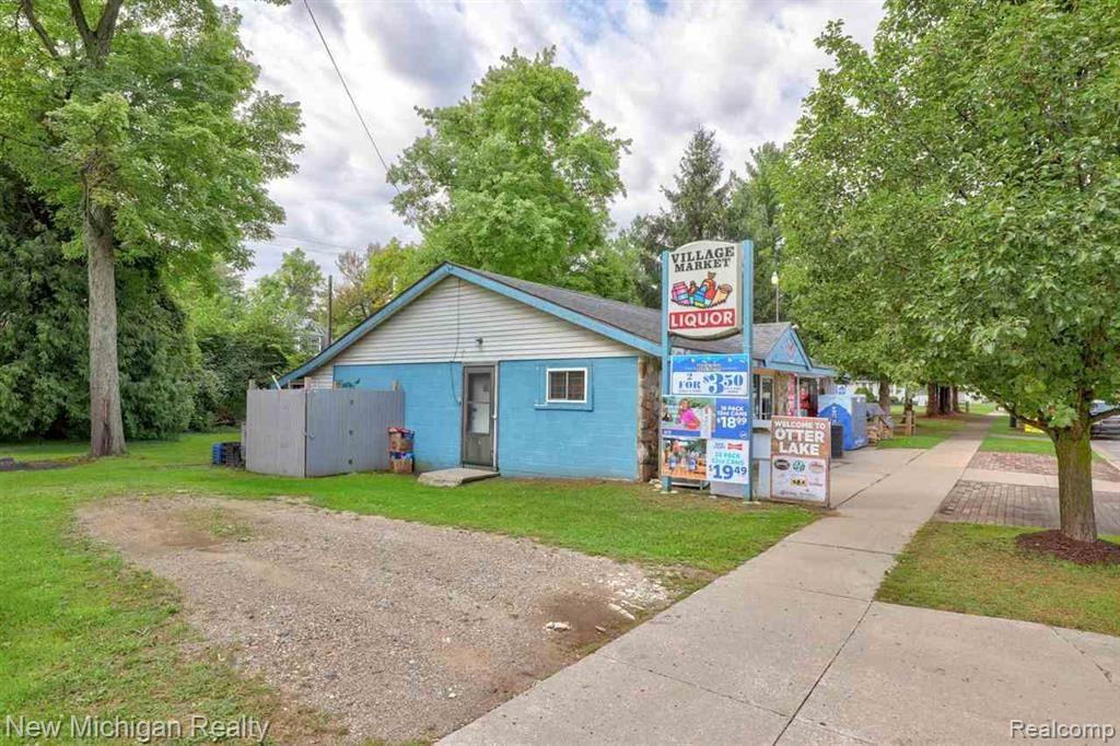 5757 GENESEE Avenue, Otter Lake, MI 48464 — Photo 4