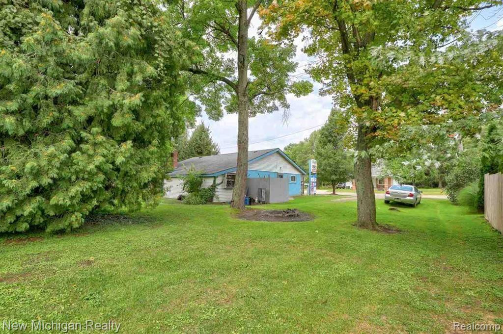 5757 GENESEE Avenue, Otter Lake, MI 48464 — Photo 5