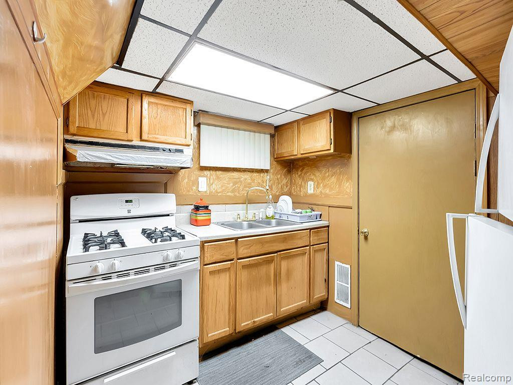 7311 KENTUCKY Street, Dearborn, MI 48126 — Photo 17
