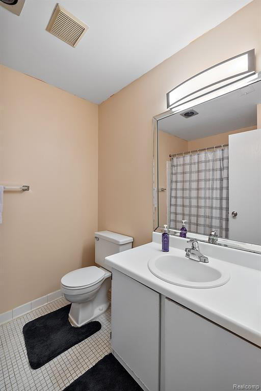 30056 W 12 MILE Road, 81, Farmington Hills, MI 48334 — Photo 14