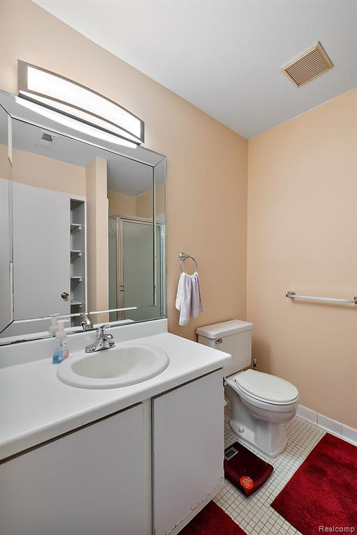 30056 W 12 MILE Road, 81, Farmington Hills, MI 48334 — Photo 19