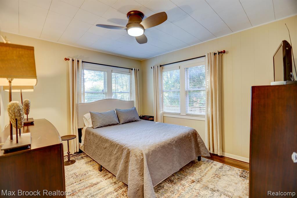 573 W BRECKENRIDGE Street, Ferndale, MI 48220 — Photo 15