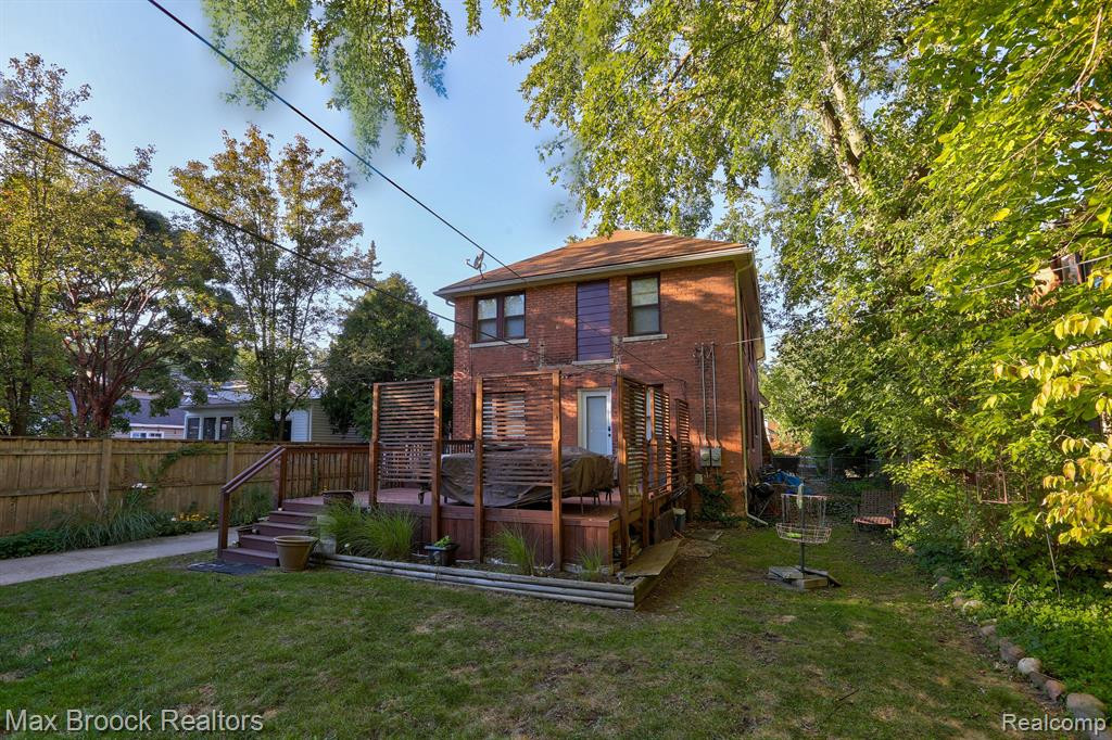 573 W BRECKENRIDGE Street, Ferndale, MI 48220 — Photo 26