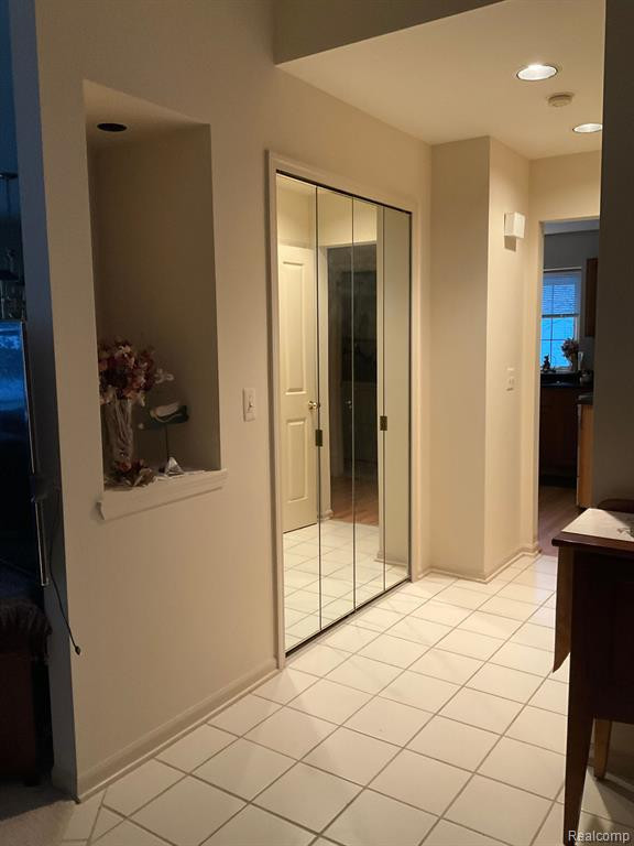 43530 ALGONQUIN Drive, 38, Novi, MI — Photo 3