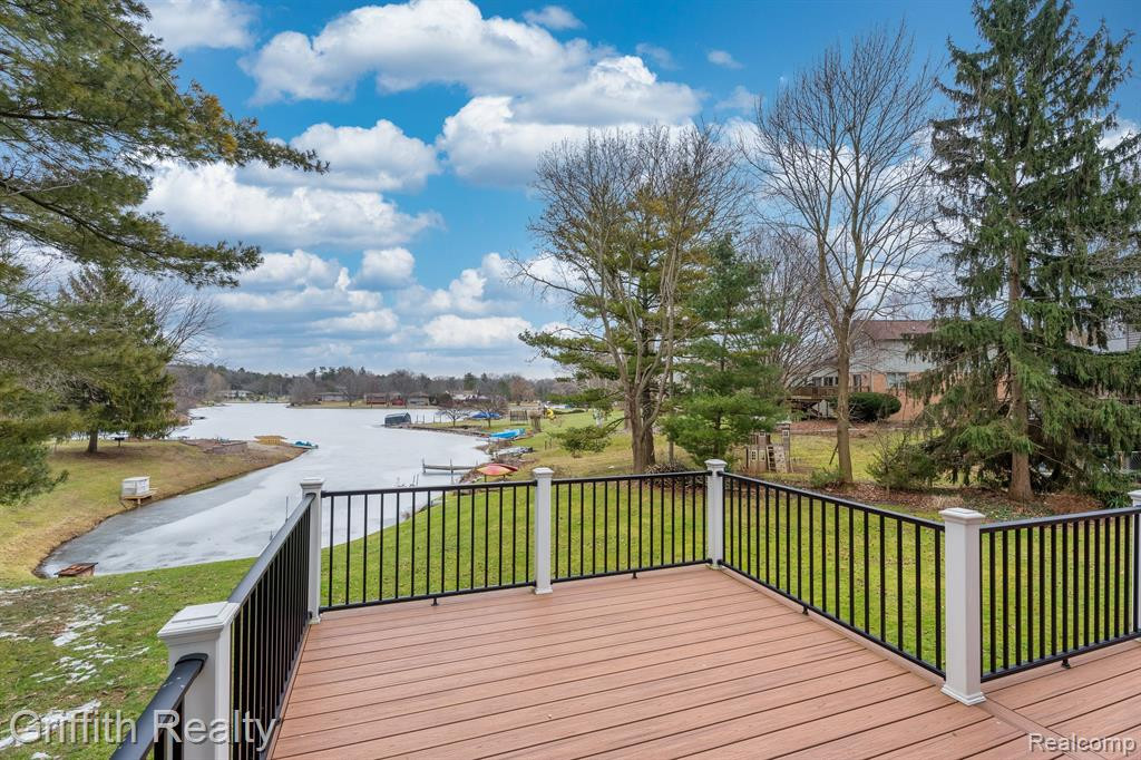 5123 KENICOTT Trail, Brighton, MI 48114 — Photo 2