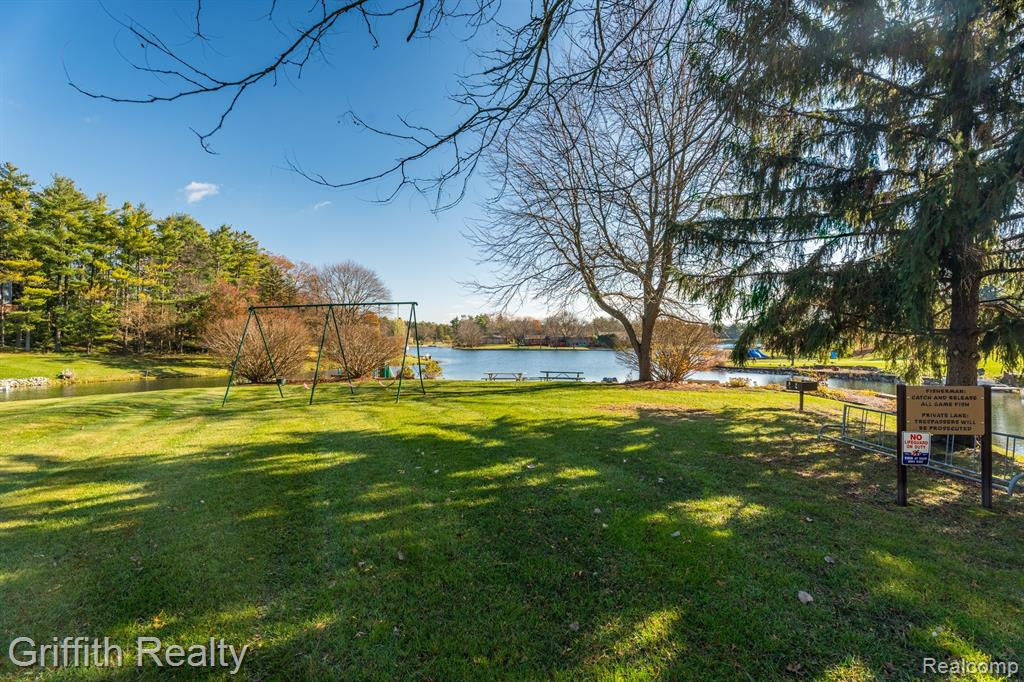 5123 KENICOTT Trail, Brighton, MI 48114 — Photo 45