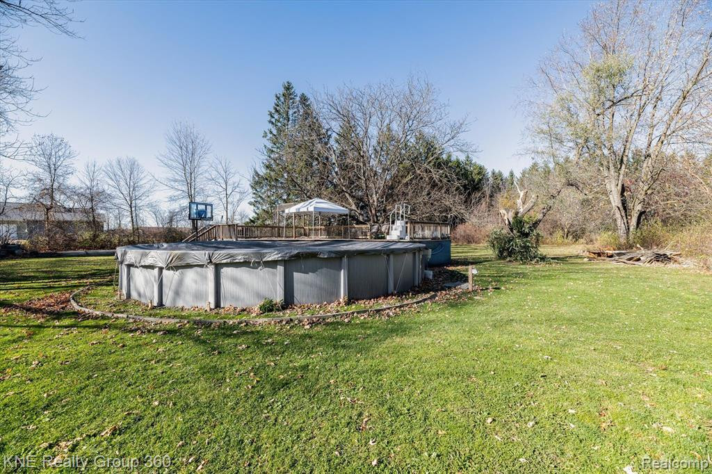 9118 CALKINS Road, Flint, MI 48532 — Photo 9