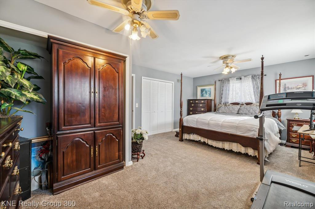 9118 CALKINS Road, Flint, MI 48532 — Photo 32