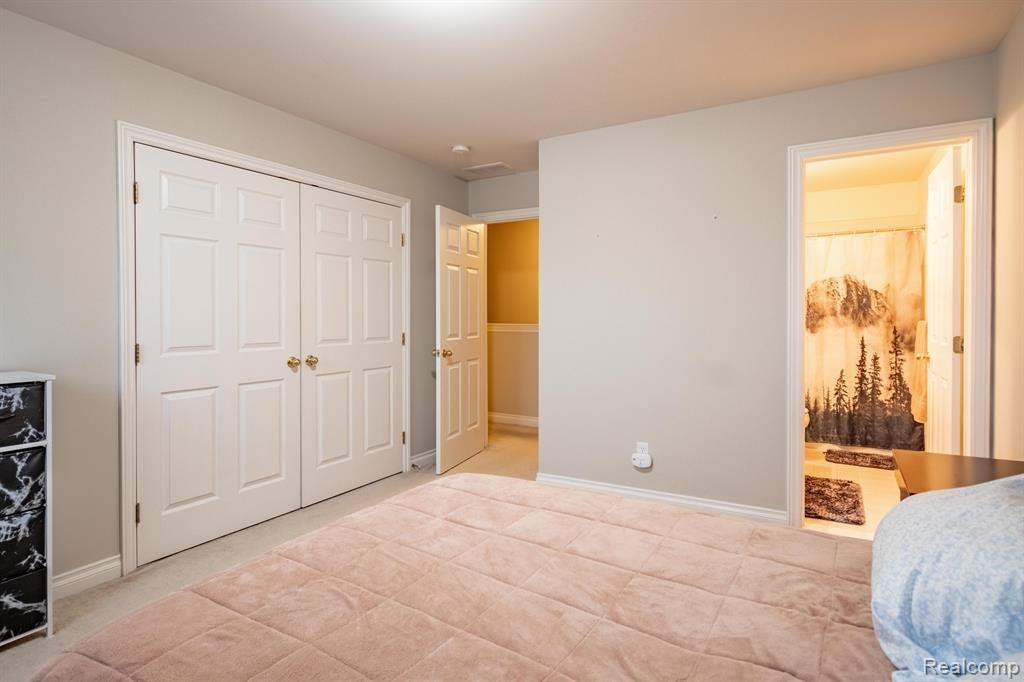 5782 HAMPSHIRE Lane, Ypsilanti, MI 48197 — Photo 18