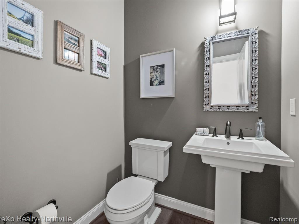 42776 CARDINAL Way, Novi, MI — Photo 28
