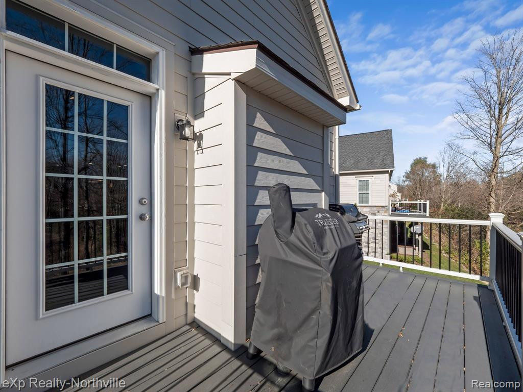 42776 CARDINAL Way, Novi, MI — Photo 34