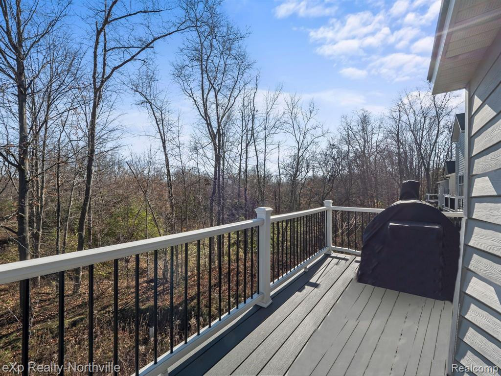 42776 CARDINAL Way, Novi, MI — Photo 35