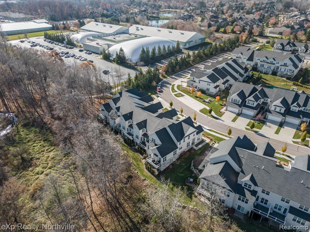 42776 CARDINAL Way, Novi, MI — Photo 37