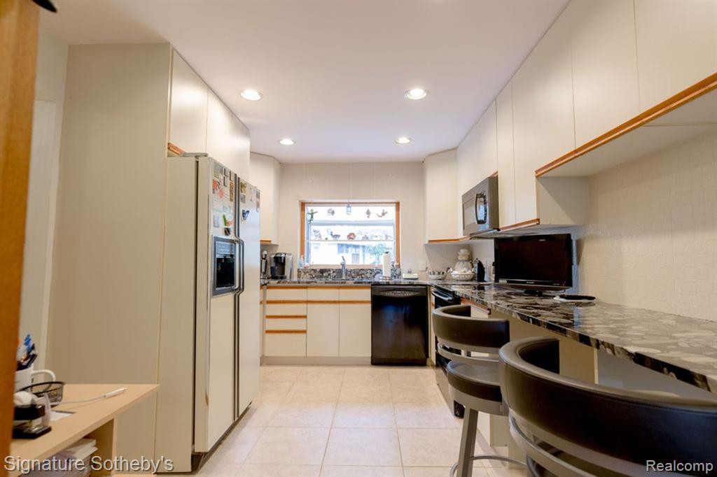 4717 Heather, Bloomfield Hills, MI 48301 — Photo 9