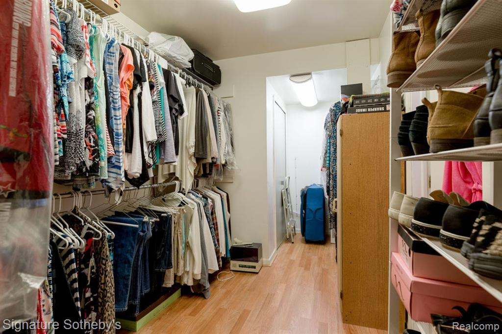 4717 Heather, Bloomfield Hills, MI 48301 — Photo 18