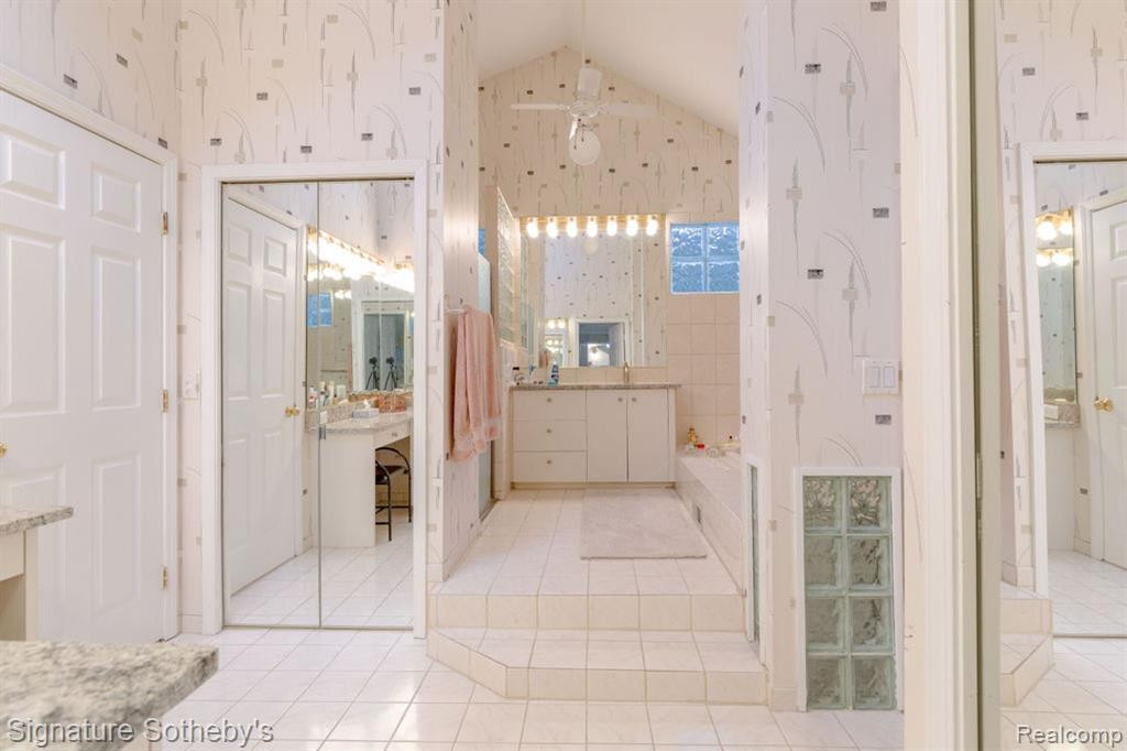 4717 Heather, Bloomfield Hills, MI 48301 — Photo 19