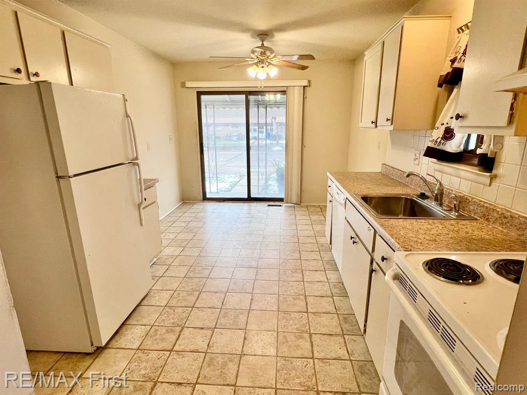 8401 18 MILE Road, 107, Sterling Heights, MI 48313 — Photo 6
