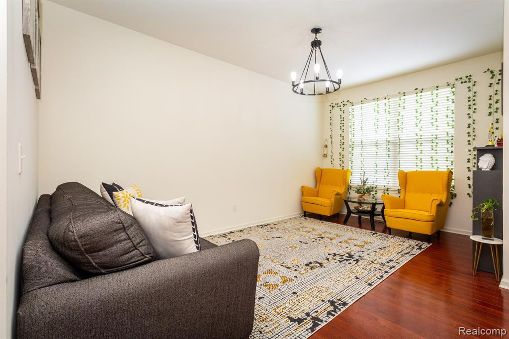 51125 HALLFIELD Street, Novi, MI — Photo 6
