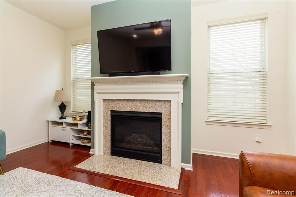 51125 HALLFIELD Street, Novi, MI — Photo 11