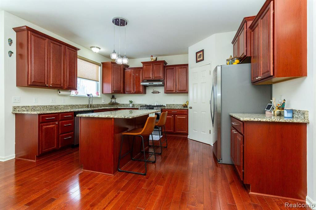 51125 HALLFIELD Street, Novi, MI — Photo 16