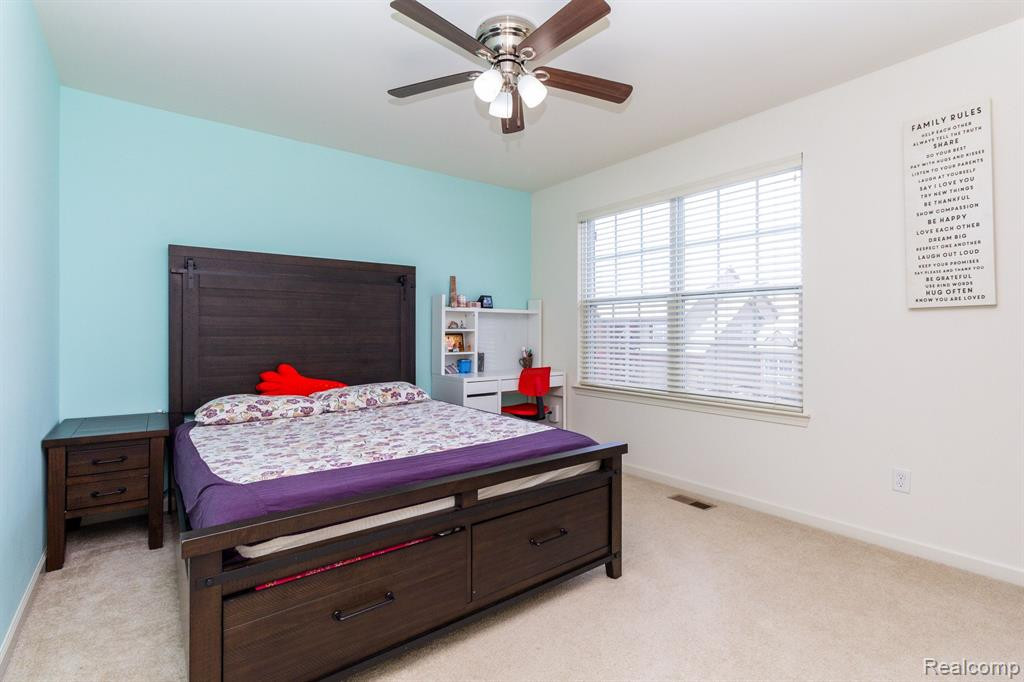 51125 HALLFIELD Street, Novi, MI — Photo 29