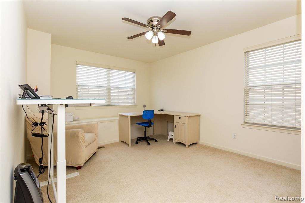 51125 HALLFIELD Street, Novi, MI — Photo 34