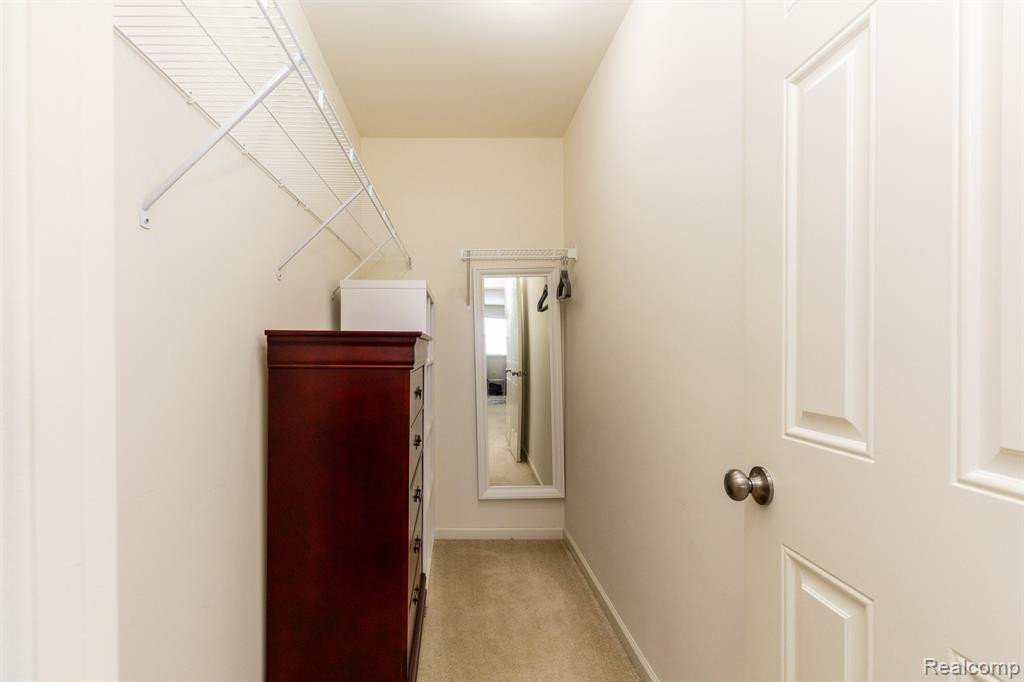 51125 HALLFIELD Street, Novi, MI — Photo 40