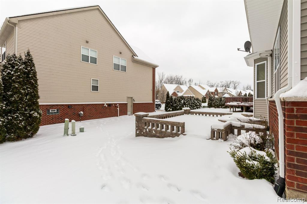 51125 HALLFIELD Street, Novi, MI — Photo 51