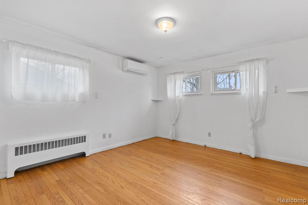 1315 KINGWOOD Street, Ypsilanti, MI 48197 — Photo 33