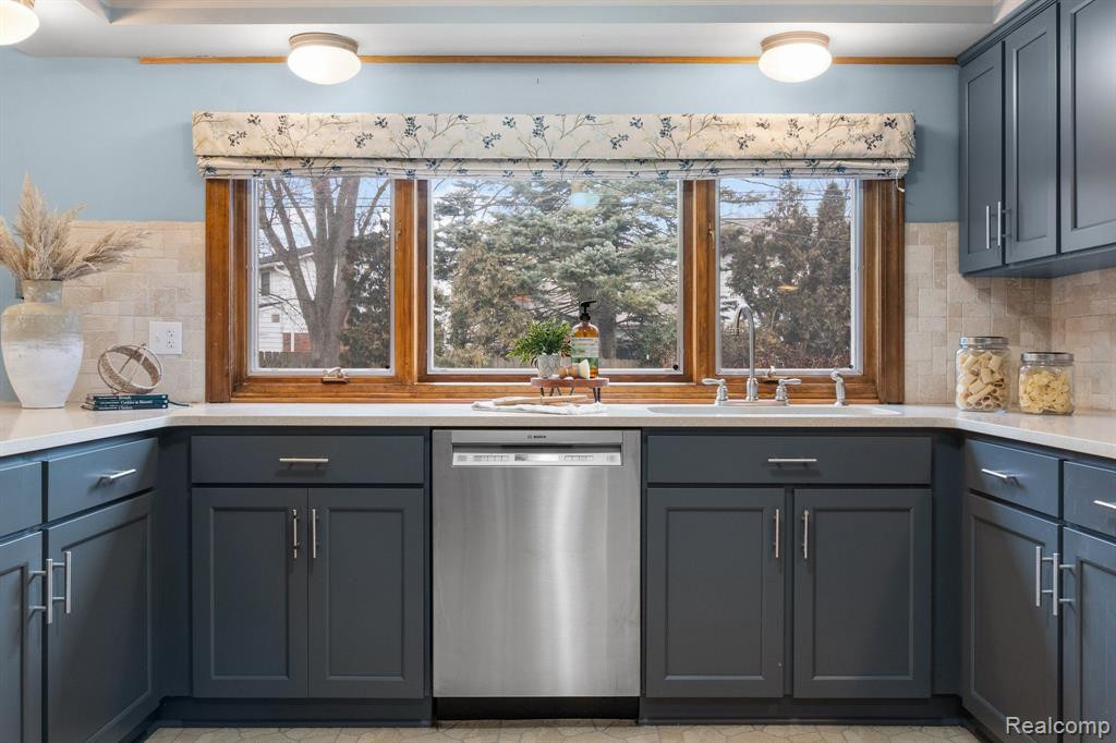 2903 BAYLIS Drive, Ann Arbor, MI 48108 — Photo 4