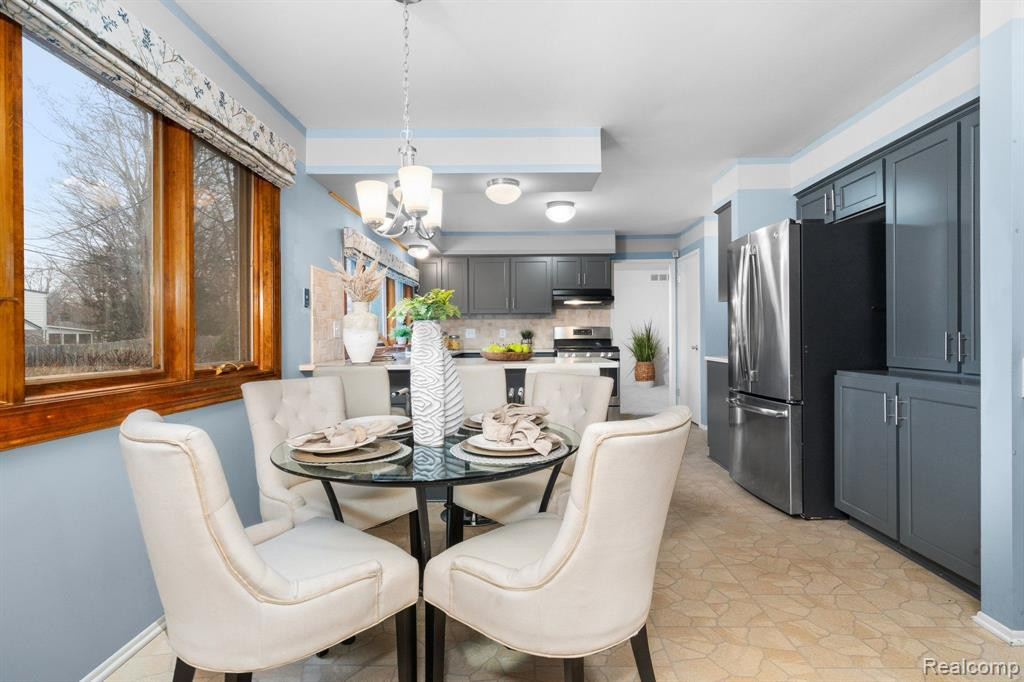 2903 BAYLIS Drive, Ann Arbor, MI 48108 — Photo 10
