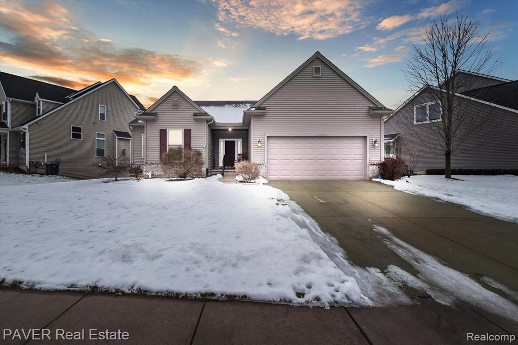 8536 PARKRIDGE Drive, Dexter, MI 48130 — Photo 2