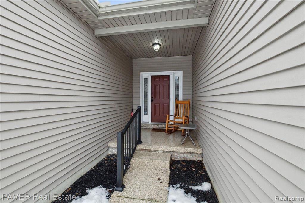 8536 PARKRIDGE Drive, Dexter, MI 48130 — Photo 6