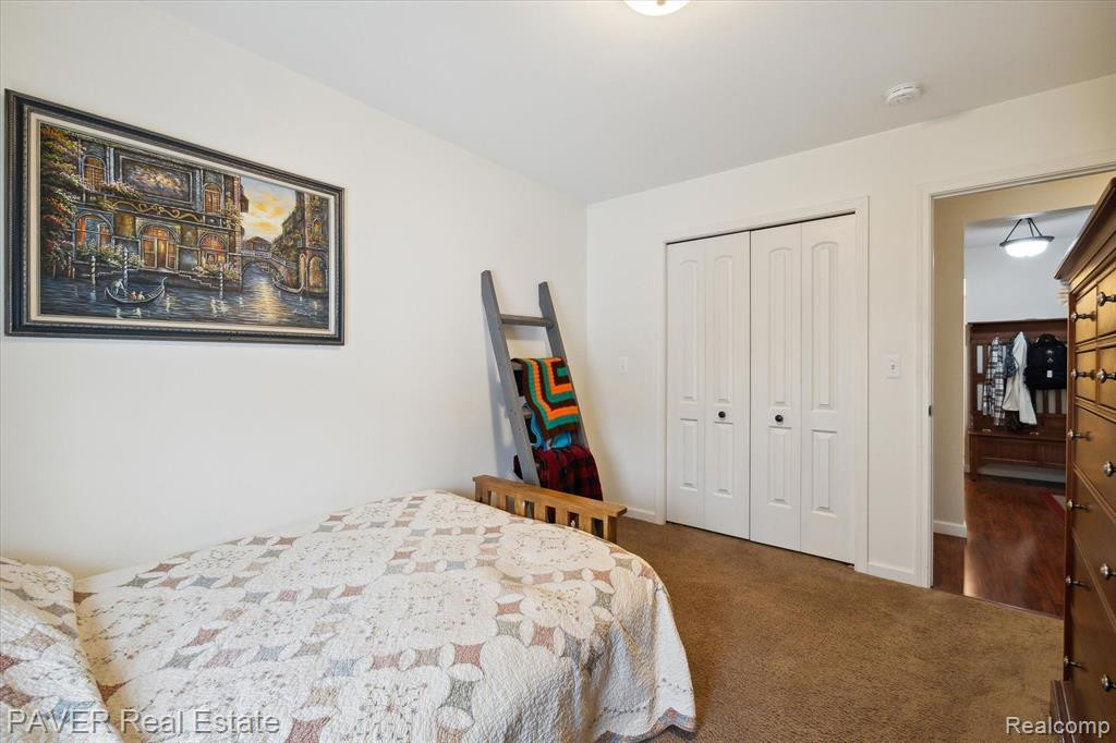 8536 PARKRIDGE Drive, Dexter, MI 48130 — Photo 17
