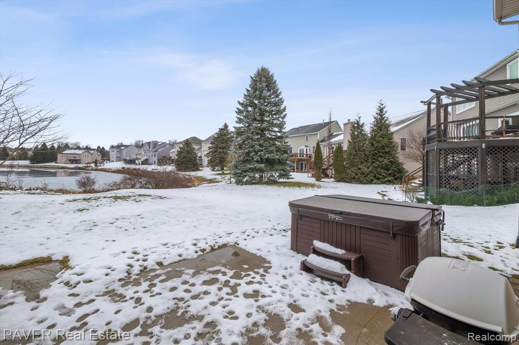 8536 PARKRIDGE Drive, Dexter, MI 48130 — Photo 32