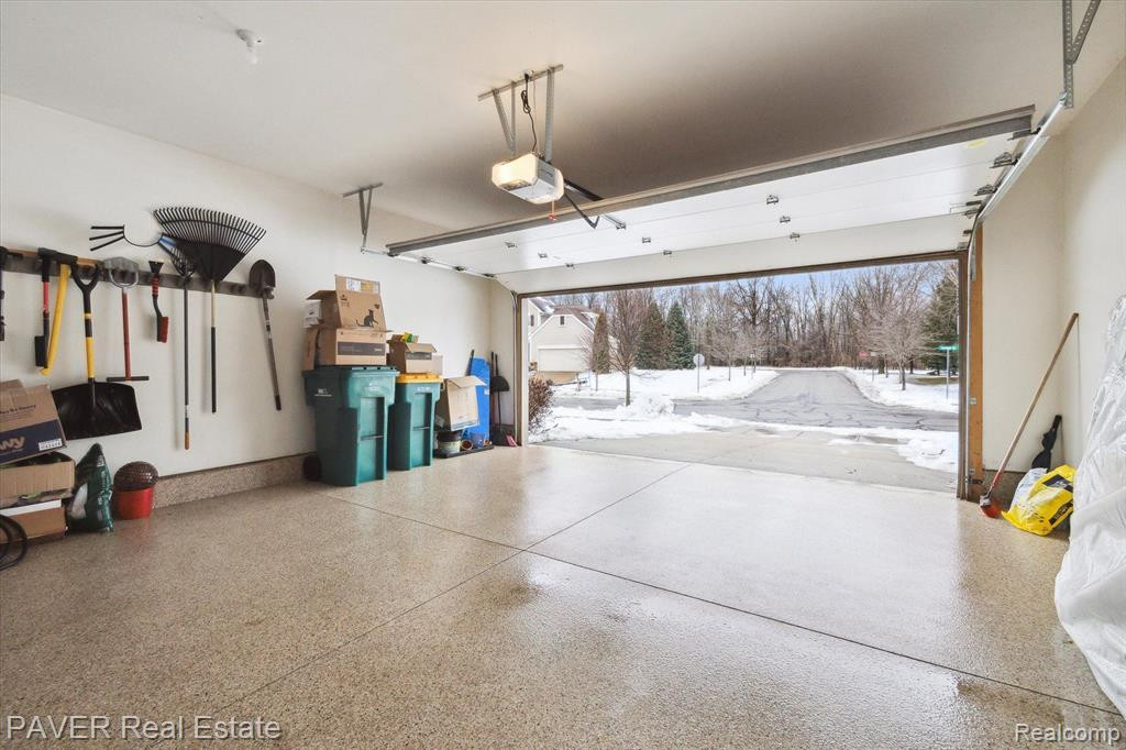 8536 PARKRIDGE Drive, Dexter, MI 48130 — Photo 37