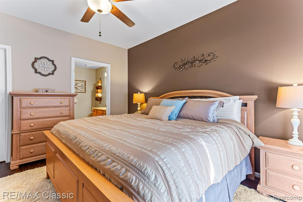26105 Chesapeake Circle, Walled Lake, MI 48390 — Photo 14