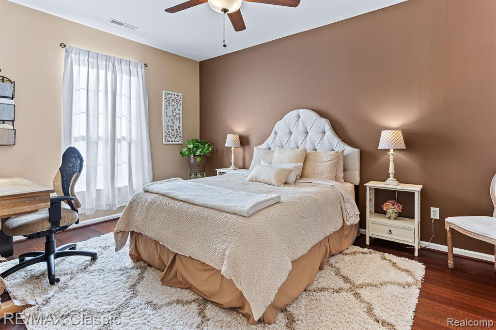 26105 Chesapeake Circle, Walled Lake, MI 48390 — Photo 18