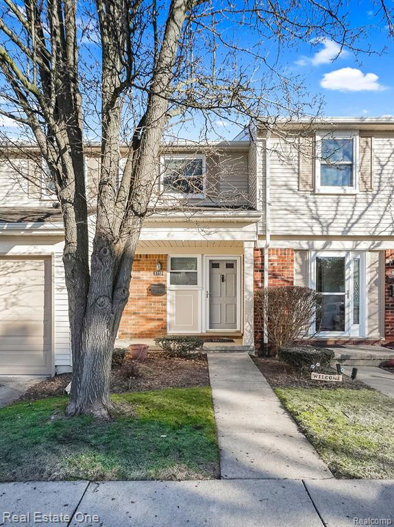 5717 Whitfield Dr., Troy, MI 48098 — Photo 2
