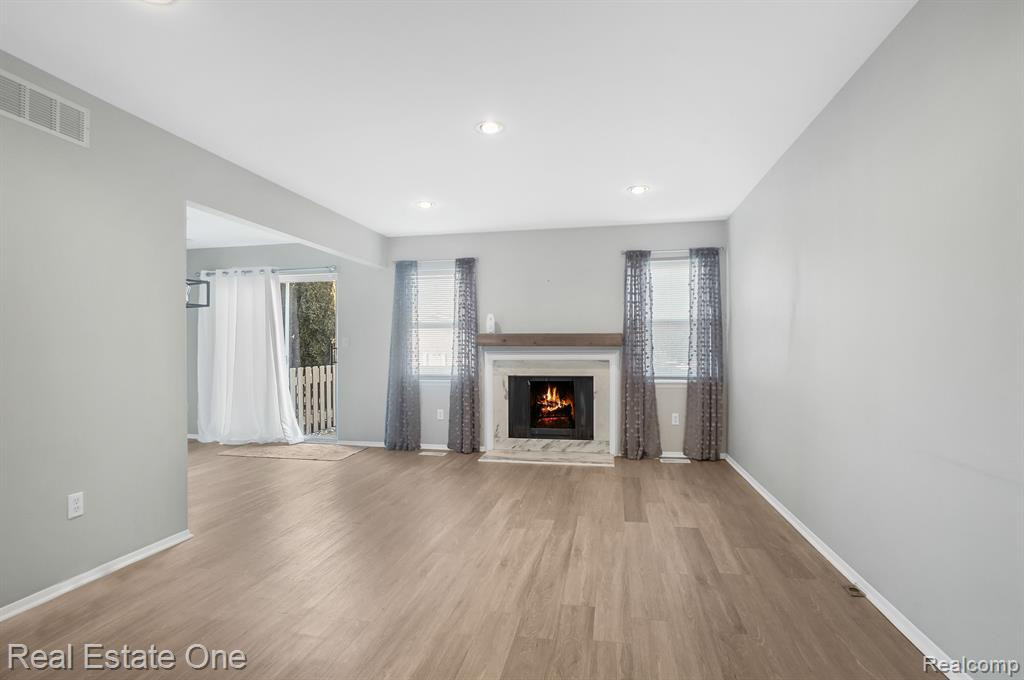 5717 Whitfield Dr., Troy, MI 48098 — Photo 12