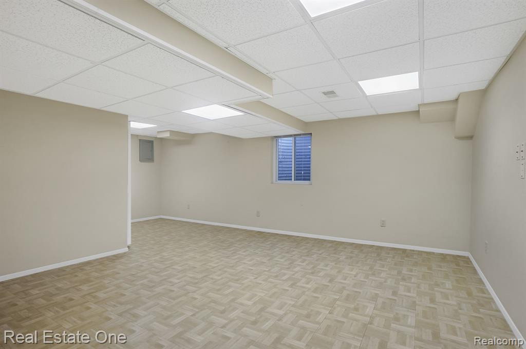 5717 Whitfield Dr., Troy, MI 48098 — Photo 33
