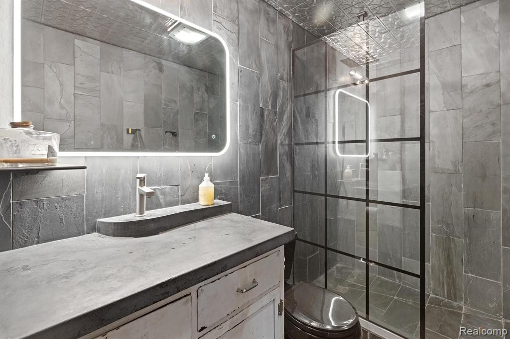 5766 Trumbull St, Detroit, MI 48208 — Photo 13