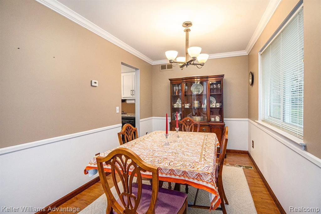 407 Winchester Street, South Lyon, MI 48178 — Photo 5